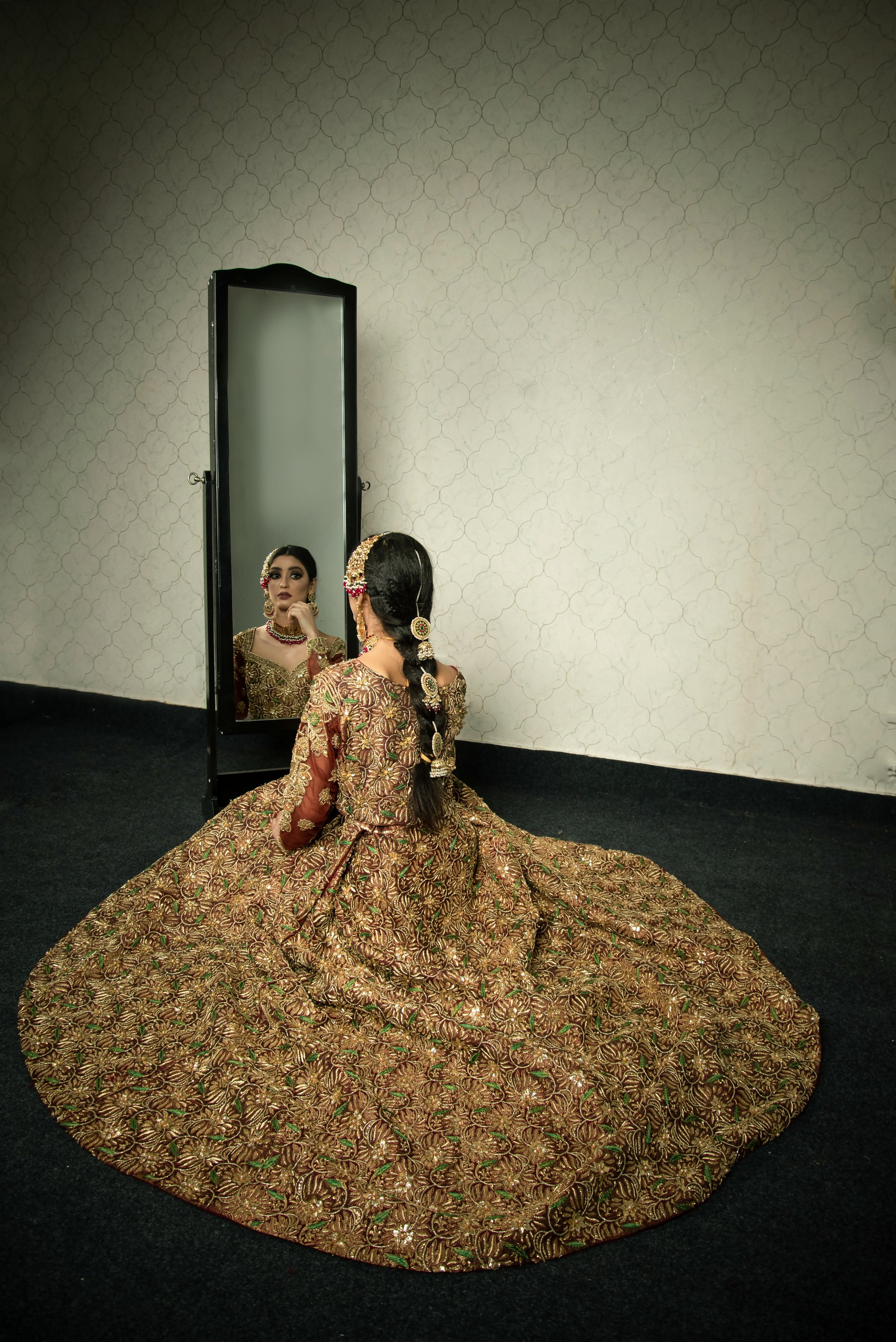 AABROO-E-LAAL (Copy) - Zohaib Qadeer Couture